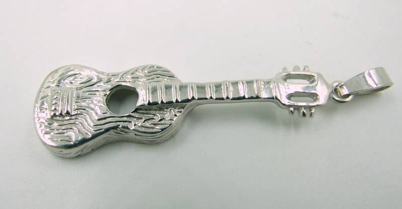 Pendentif côté